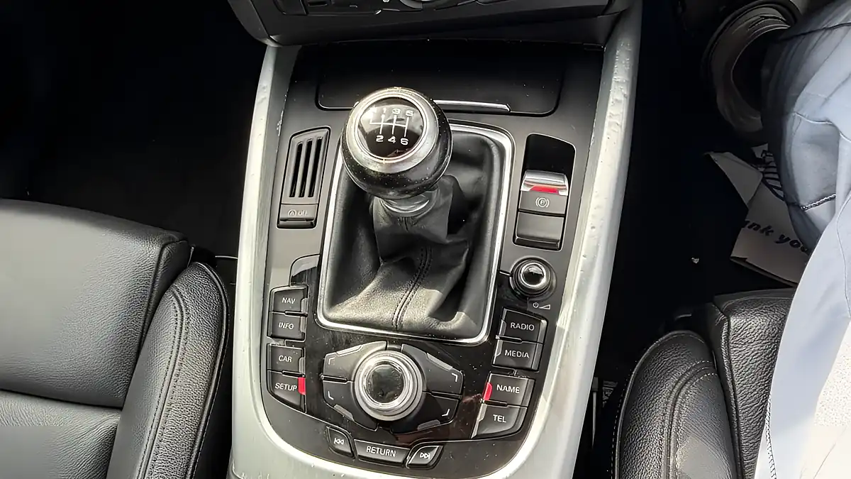 Used 2012 Audi Q5 S Line Plus White - Interior and Exterior details 5