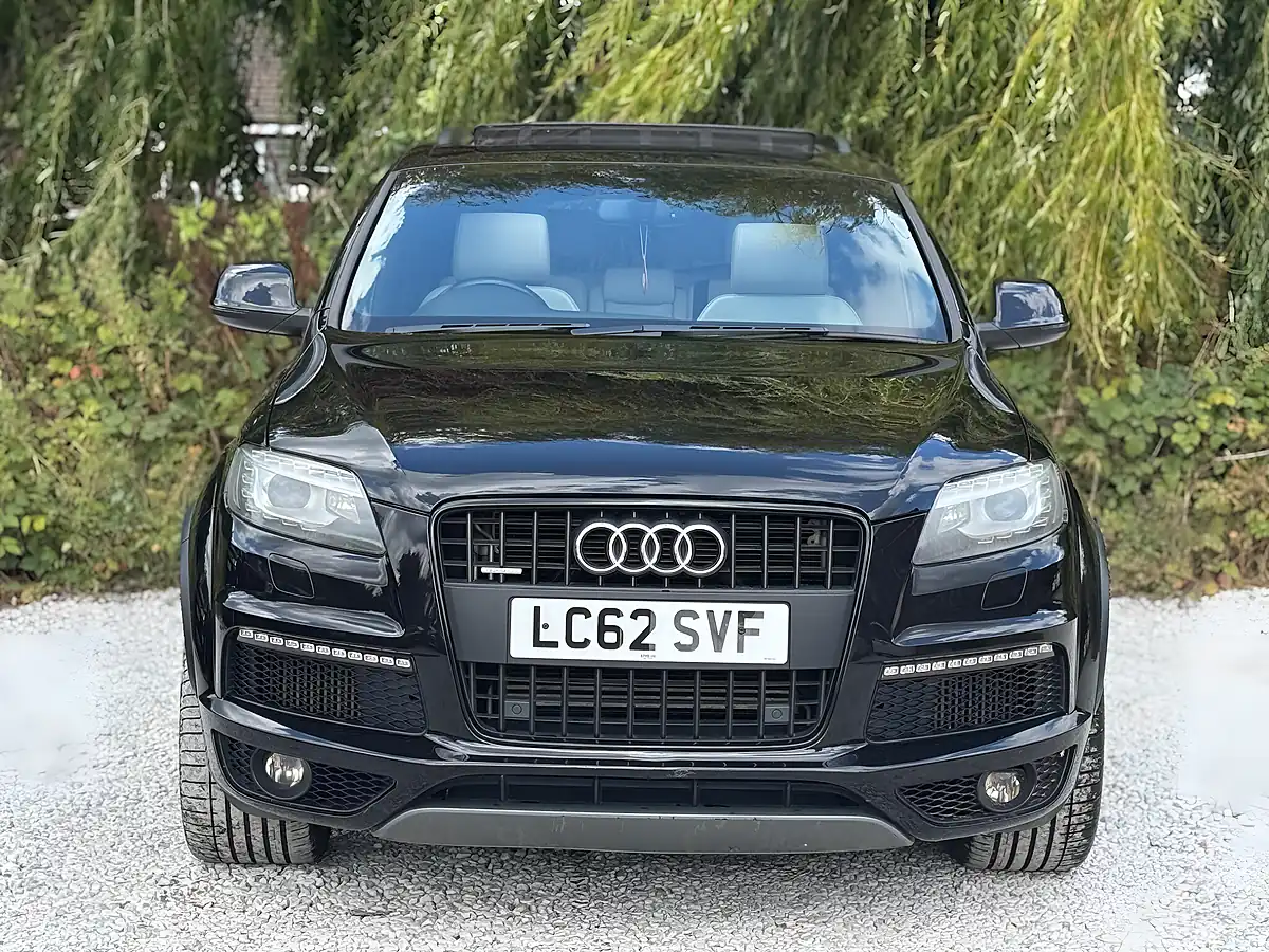 Used 2012 Audi Q7 S Line Plus Black - Interior and Exterior details 4