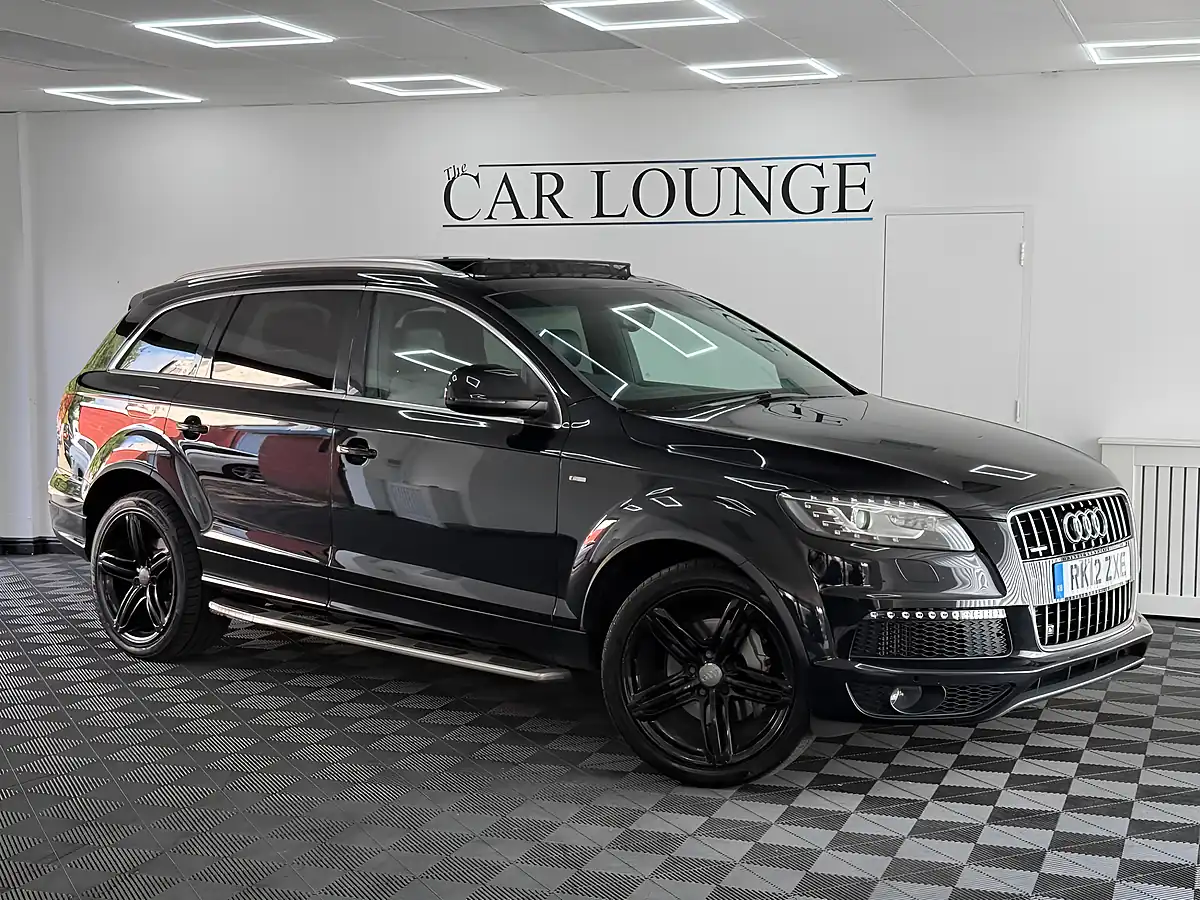 Used 2012 Audi Q7 S Line Plus Black - Front View