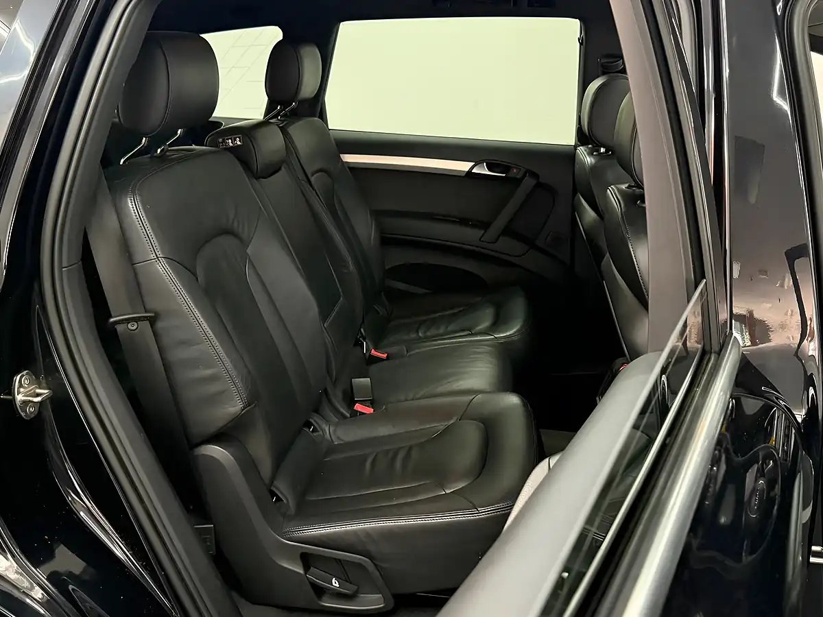 Used 2012 Audi Q7 S Line Plus Black - Interior and Exterior details 10