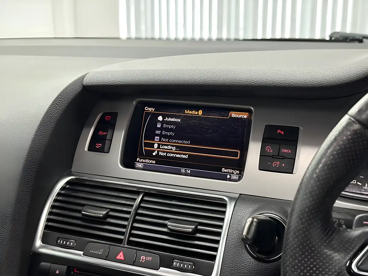 Used 2012 Audi Q7 S Line Plus Black - Interior and Exterior details 17