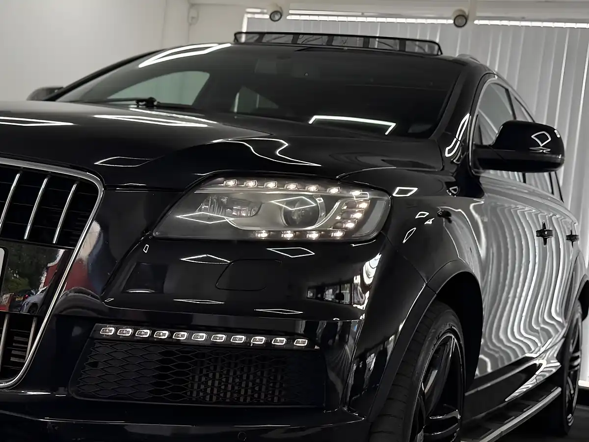 Used 2012 Audi Q7 S Line Plus Black - Interior and Exterior details 6