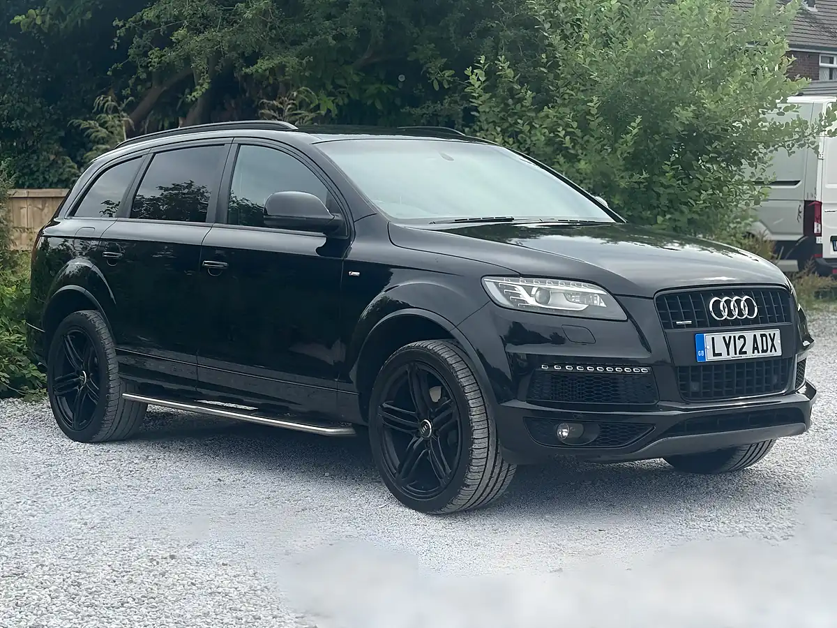 Used 2012 Audi Q7 S Line Plus Black - Interior and Exterior details 3
