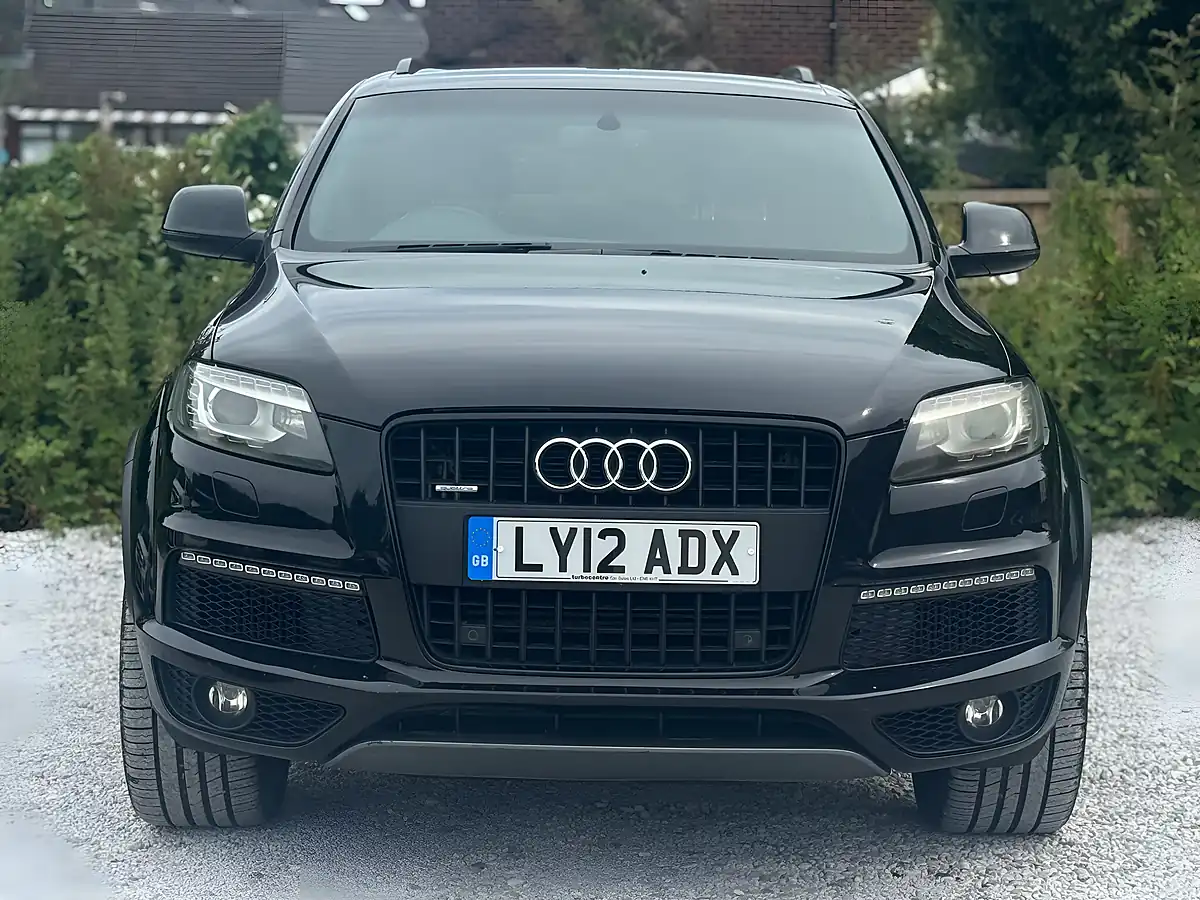 Used 2012 Audi Q7 S Line Plus Black - Interior and Exterior details 5