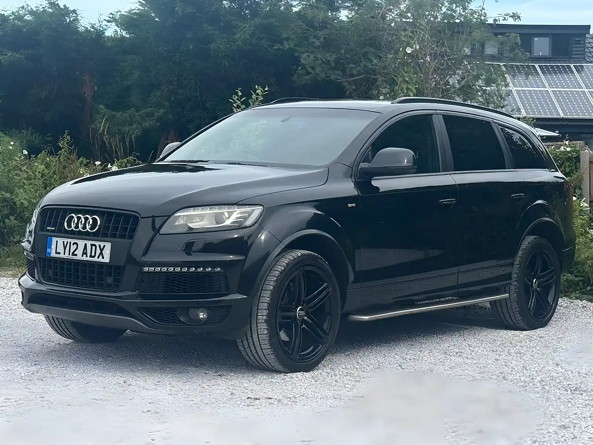 Used 2012 Audi Q7 S Line Plus Black - Interior and Exterior details 6