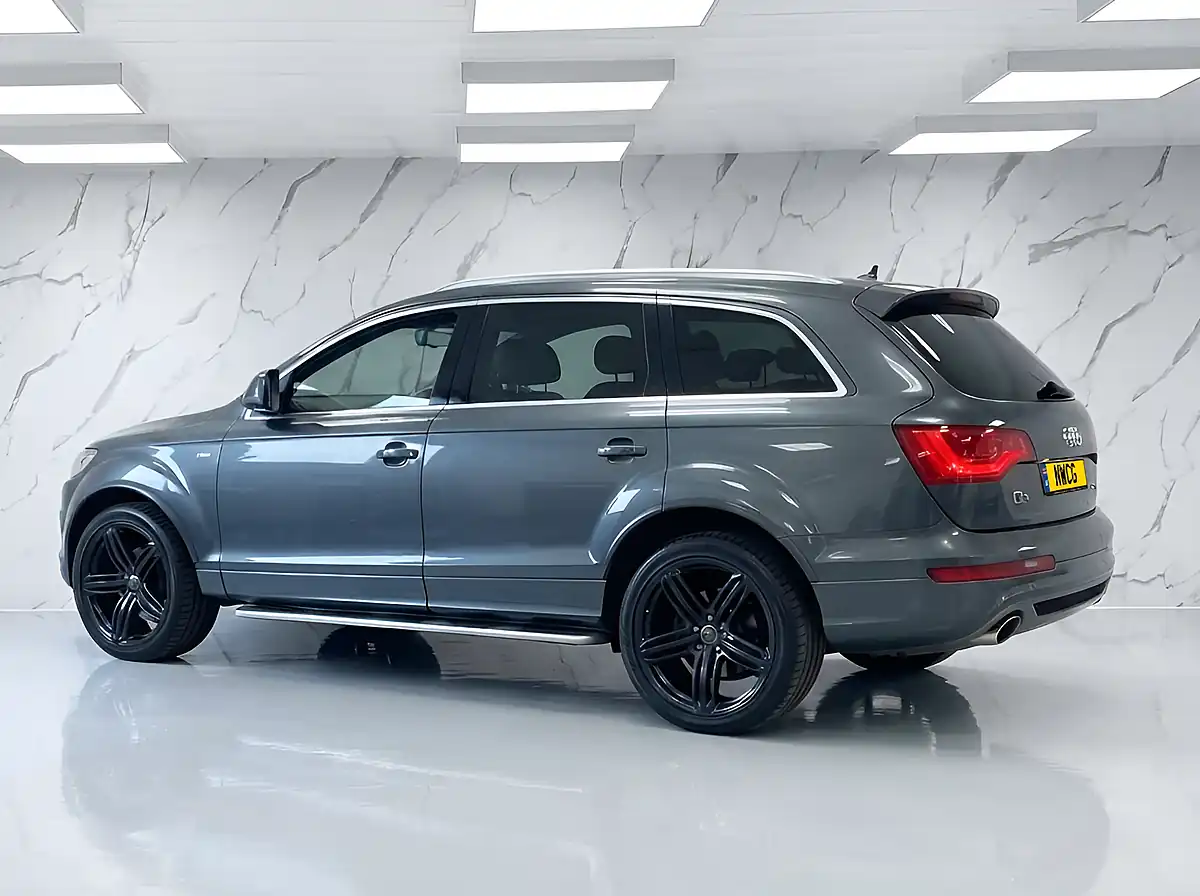 Used 2012 Audi Q7 S Line Plus Grey - Interior and Exterior details 6
