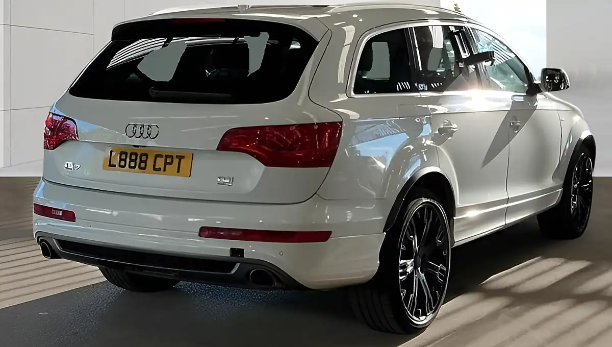 Used 2012 Audi Q7 S Line Plus White - Interior and Exterior details 3