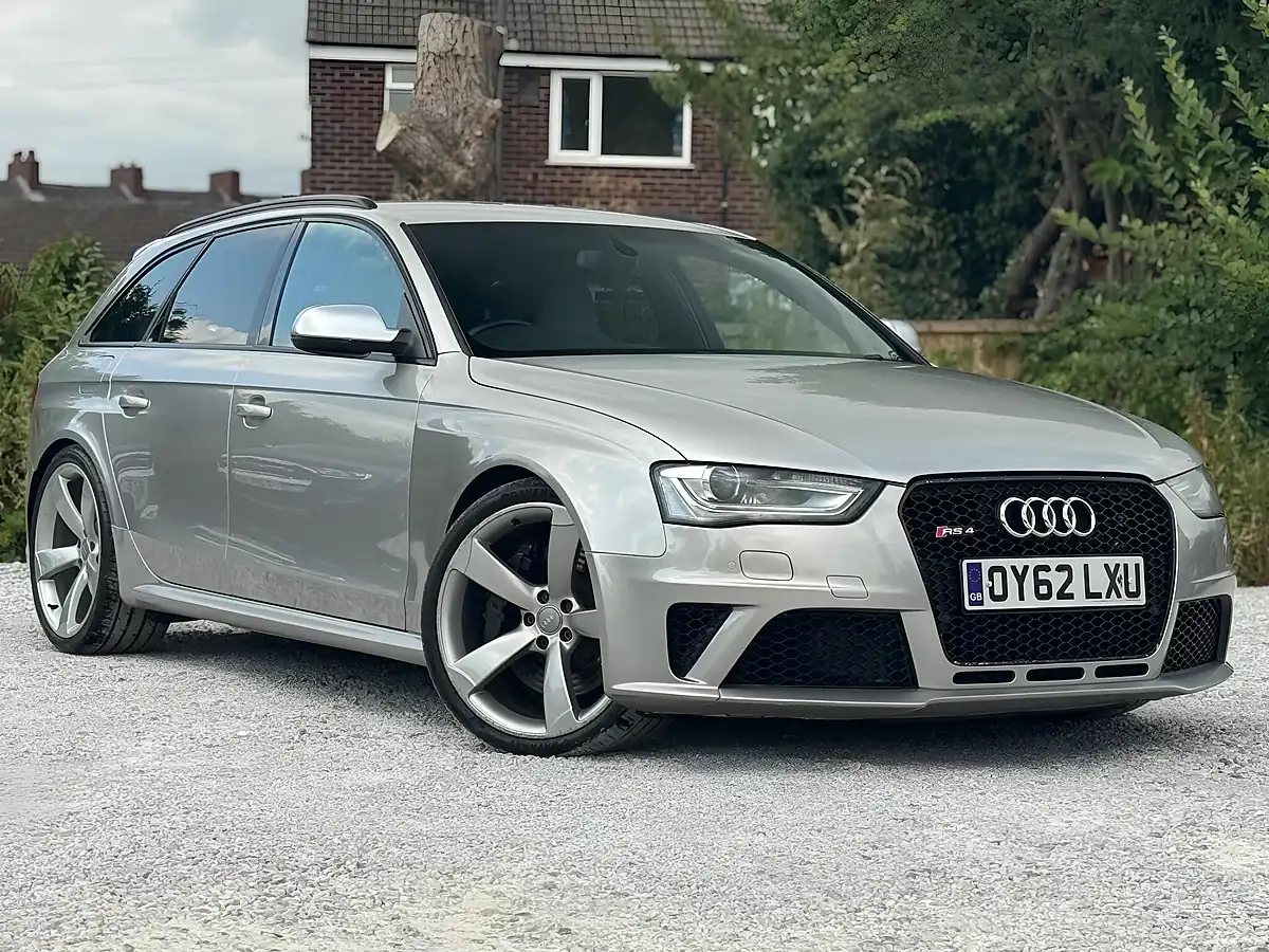 Used 2012 Audi RS 4 Avant S Tronic Silver - Interior and Exterior details 16