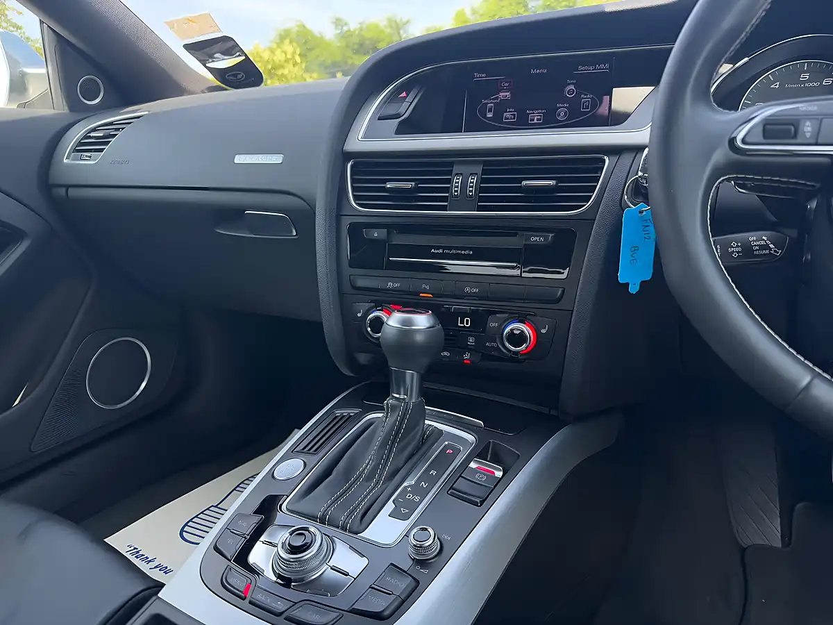 Used 2012 Audi S5 Quattro White - Interior and Exterior details 13