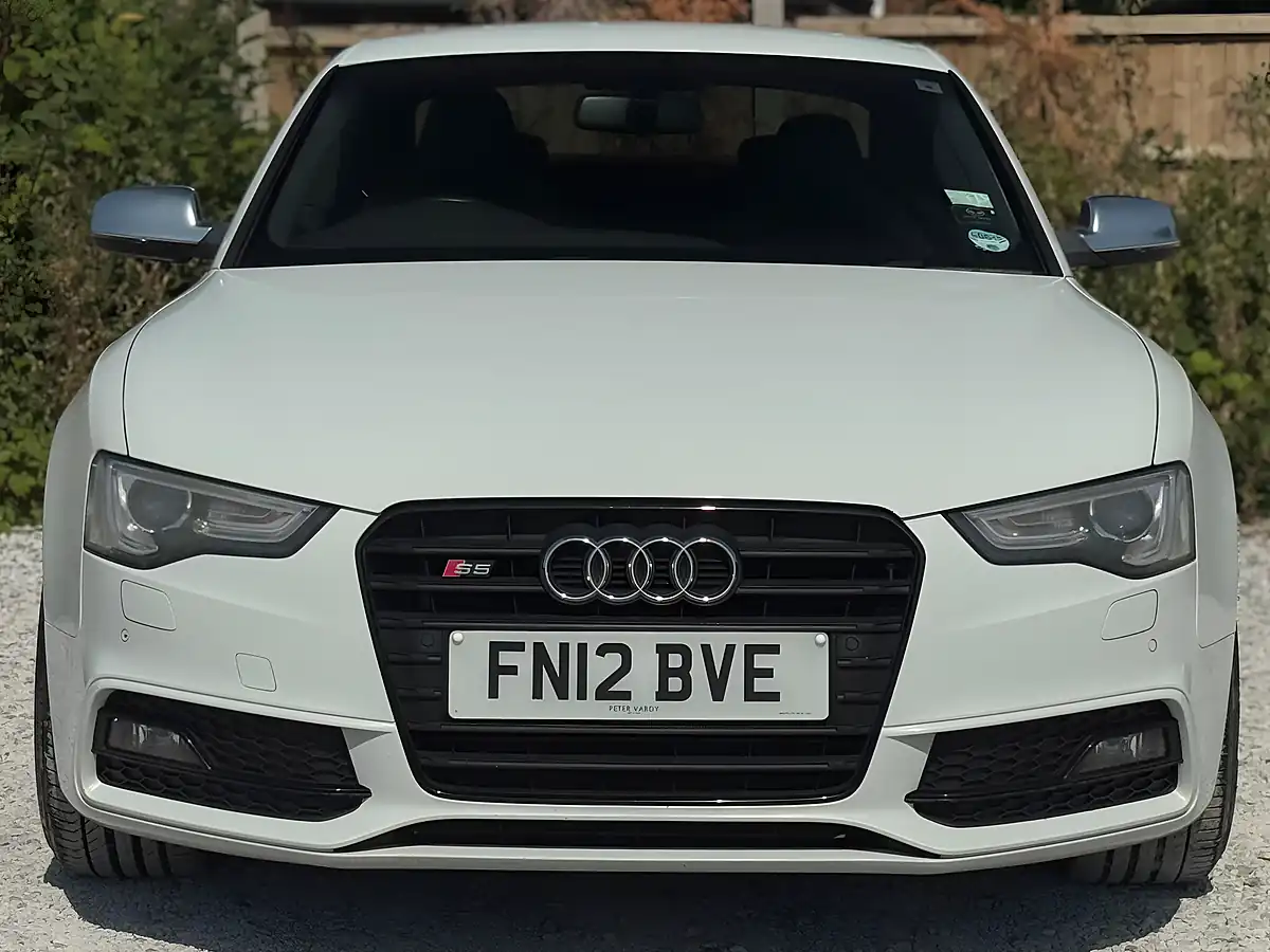 Used 2012 Audi S5 Quattro White - Interior and Exterior details 5