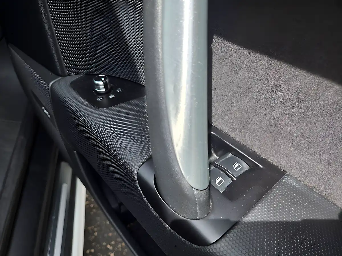 Used 2012 Audi Tt Black Edition White - Interior and Exterior details 18