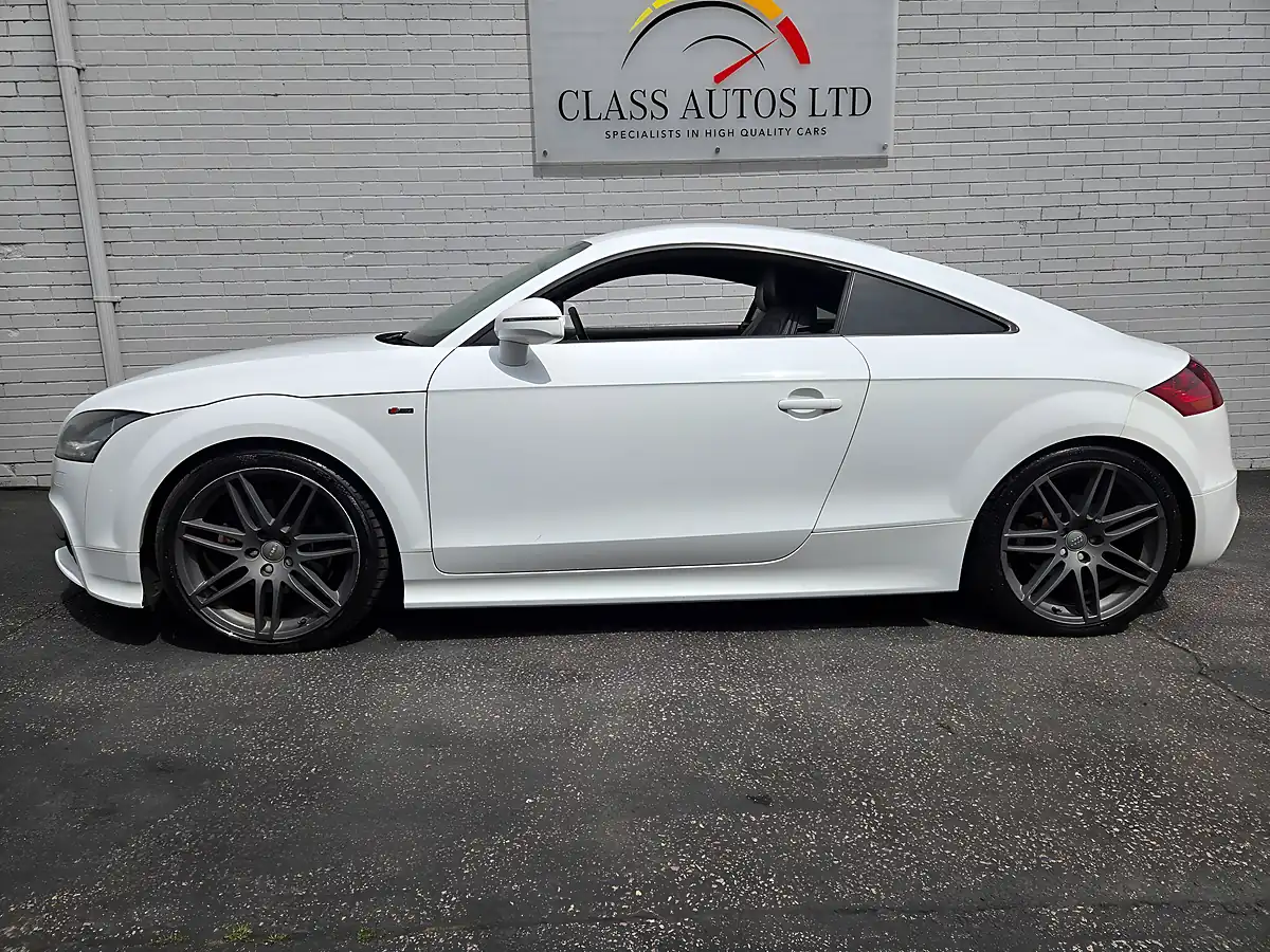 Used 2012 Audi Tt Black Edition White - Interior and Exterior details 6