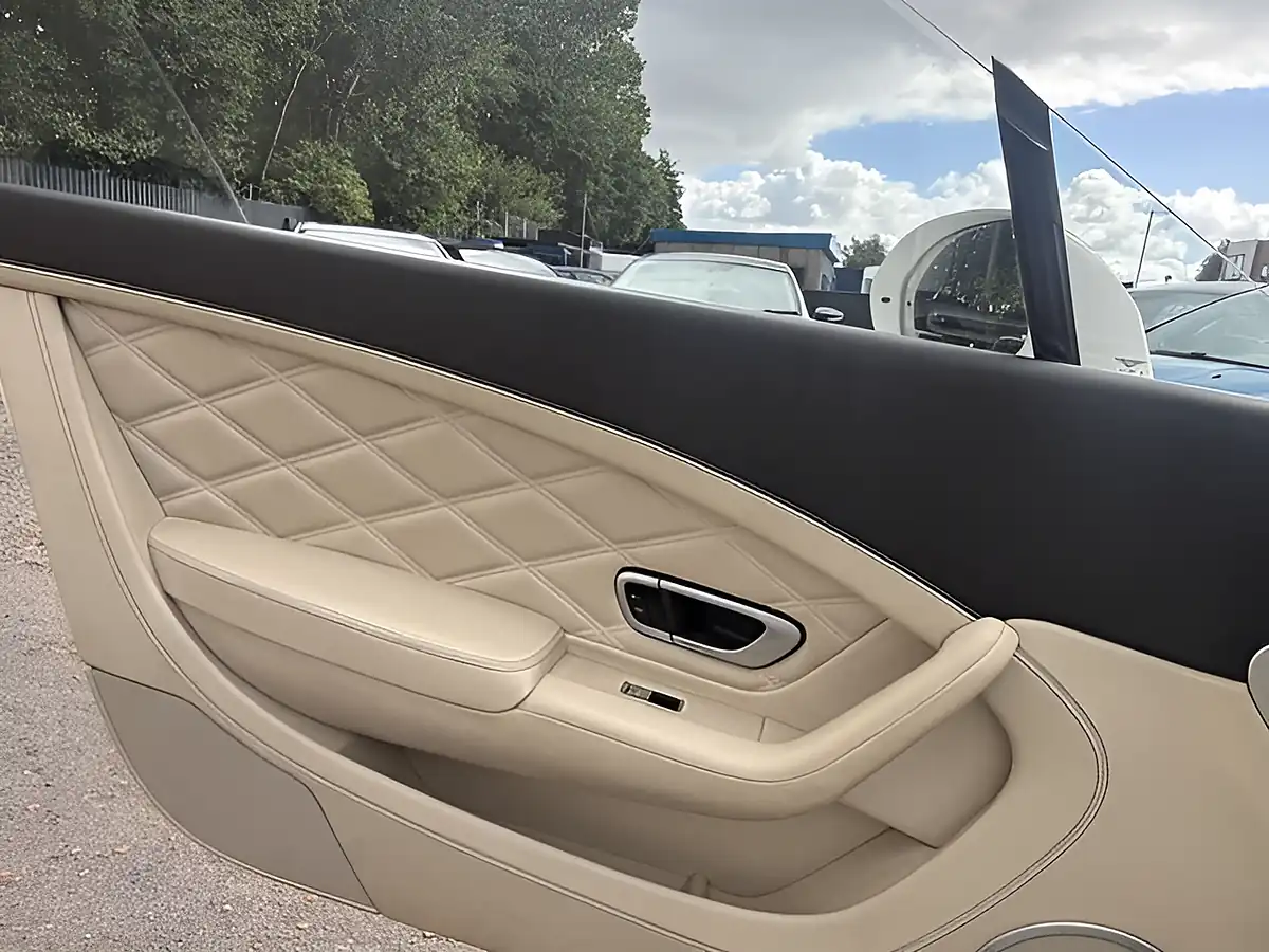 Used 2012 Bentley Continental Gtc White - Interior and Exterior details 15
