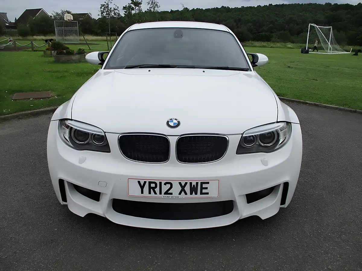 Used 2012 BMW 1 Series Coupe White - Interior and Exterior details 5