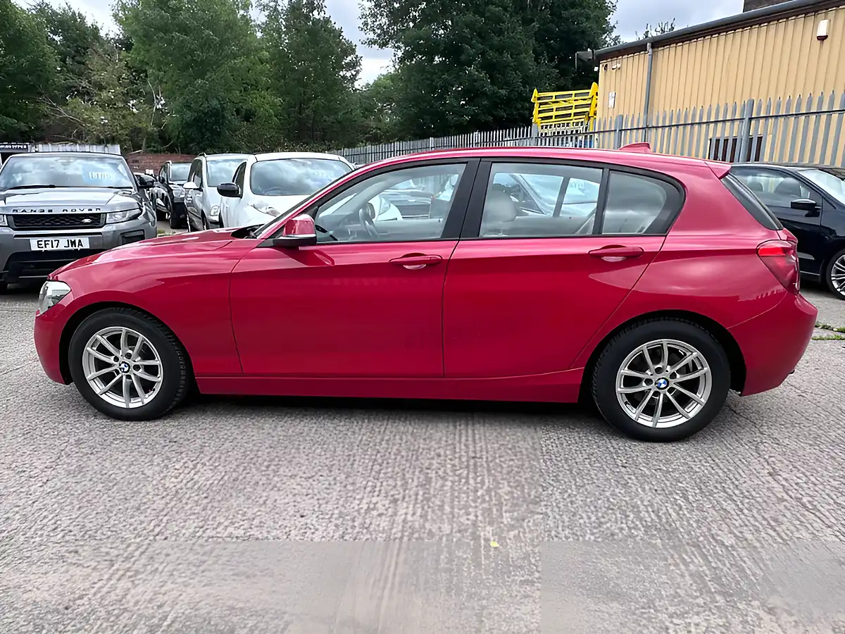 Used 2012 BMW 1 Series Efficientdynamics Crimson Red - Interior and Exterior details 7