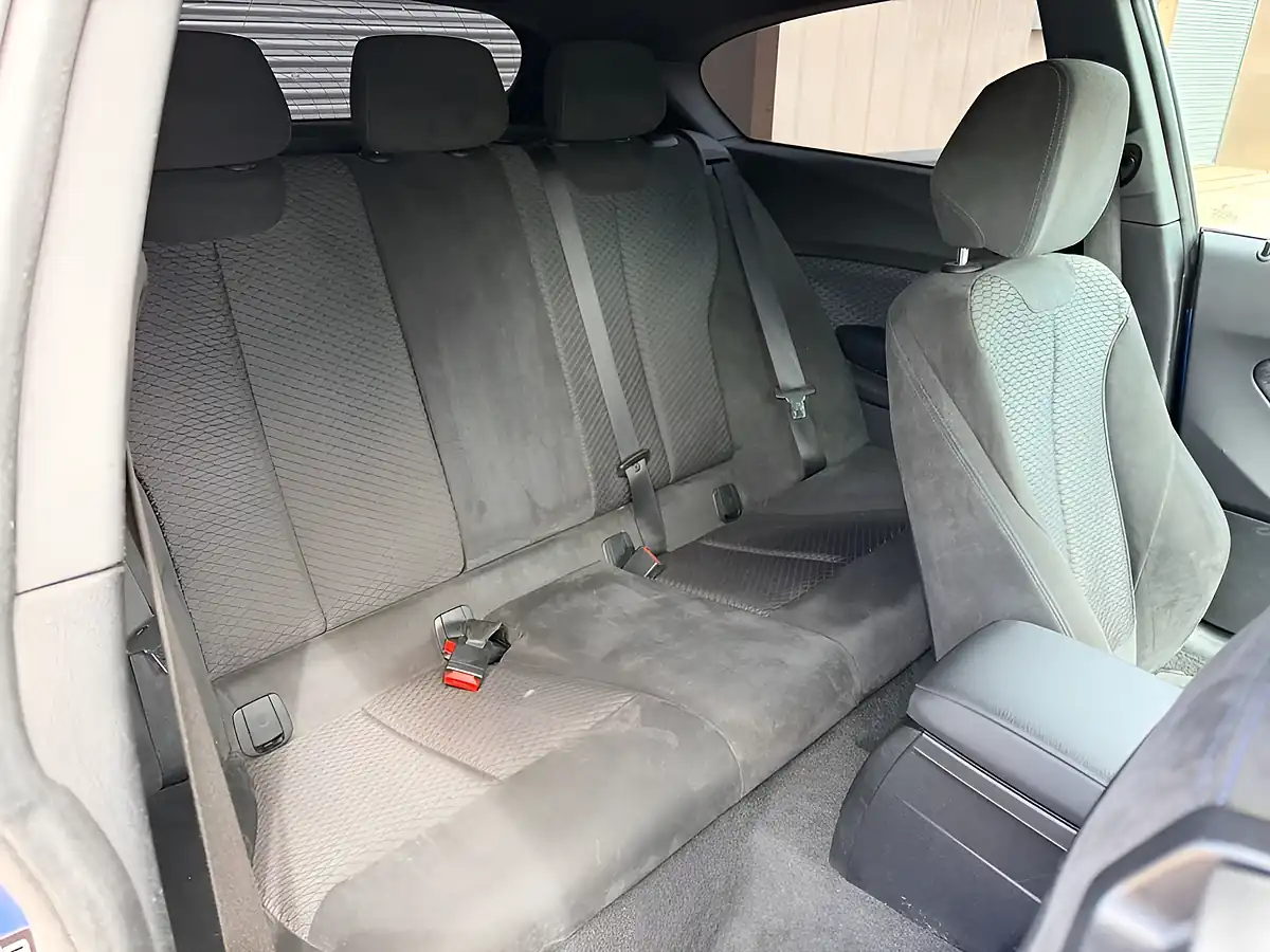 Used 2012 BMW 1 Series M Sport Blue - Interior and Exterior details 17