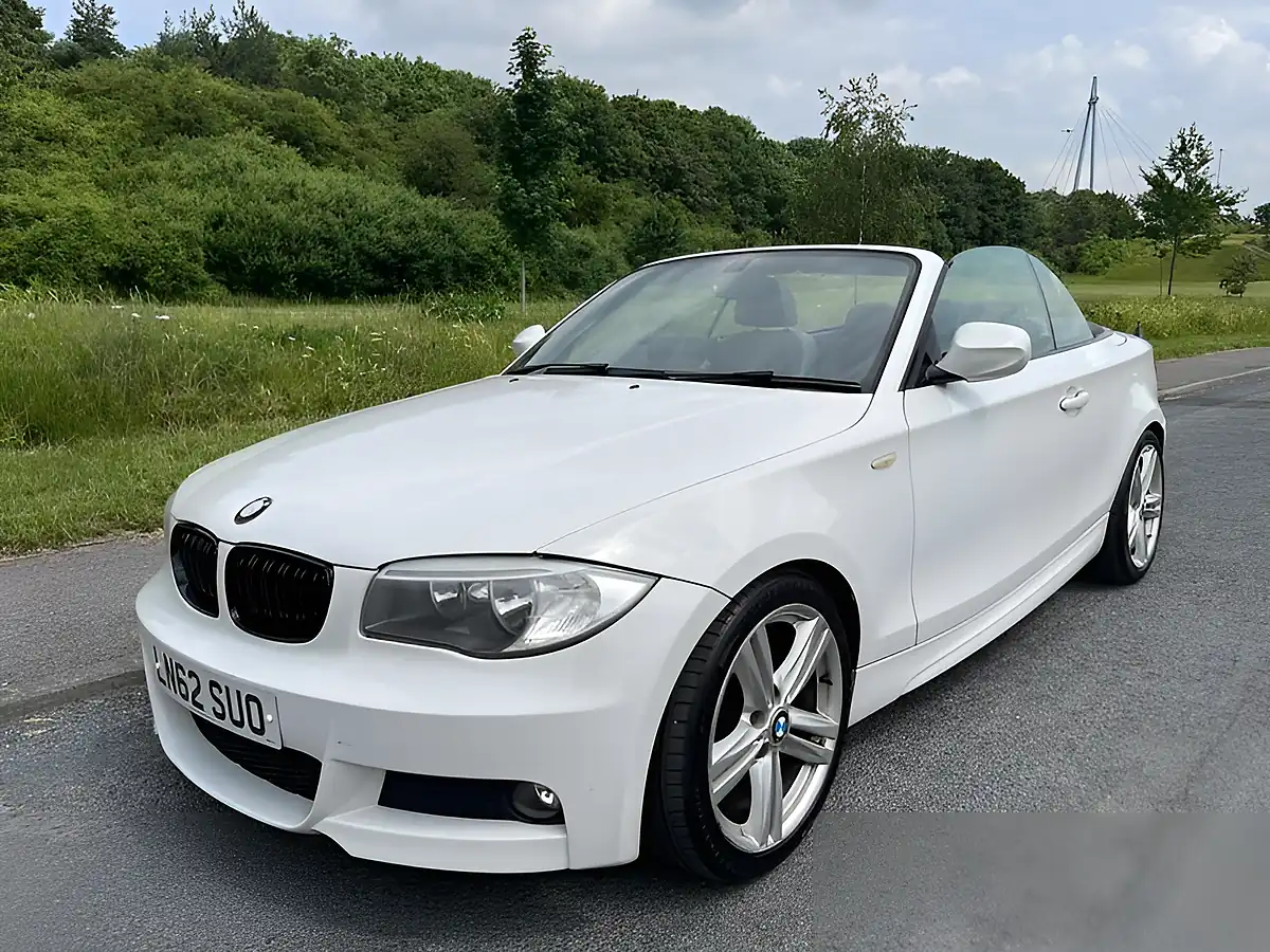 Used 2012 BMW 1 Series M Sport White - Interior and Exterior details 11