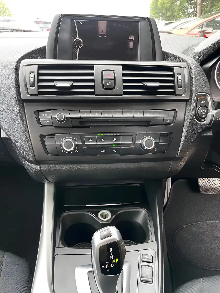 Used 2012 BMW 1 Series Se Red - Interior and Exterior details 17