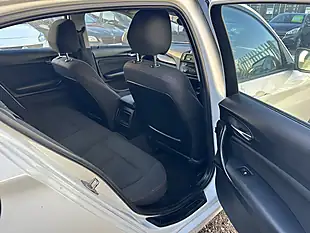 Used 2012 BMW 1 Series Sport Alpine White - Interior and Exterior details 12