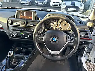 Used 2012 BMW 1 Series Sport Alpine White - Interior and Exterior details 18