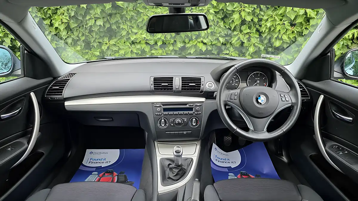Used 2012 BMW 1 Series Sport Black - Interior and Exterior details 12