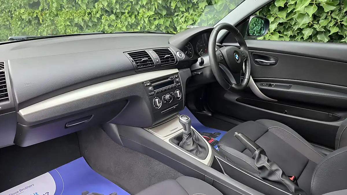 Used 2012 BMW 1 Series Sport Black - Interior and Exterior details 13
