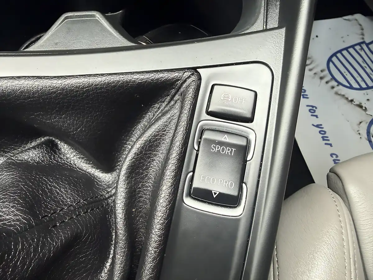 Used 2012 BMW 1 Series Sport Black - Interior and Exterior details 10