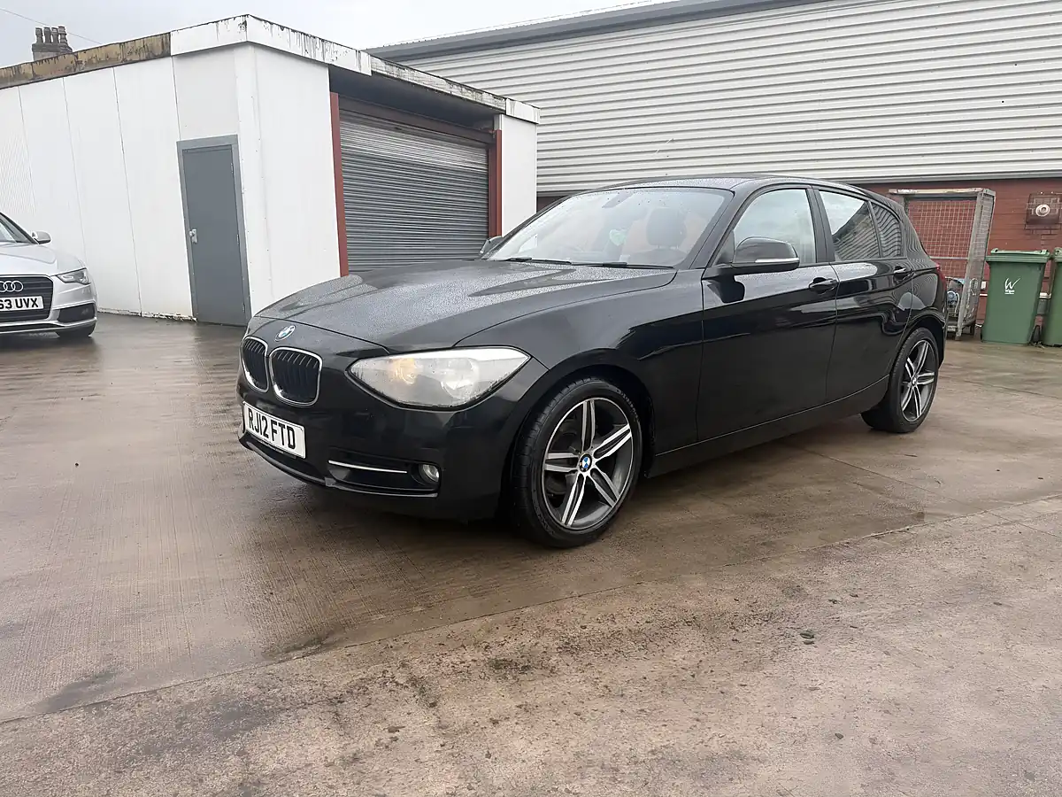 Used 2012 BMW 1 Series Sport Black - Interior and Exterior details 2