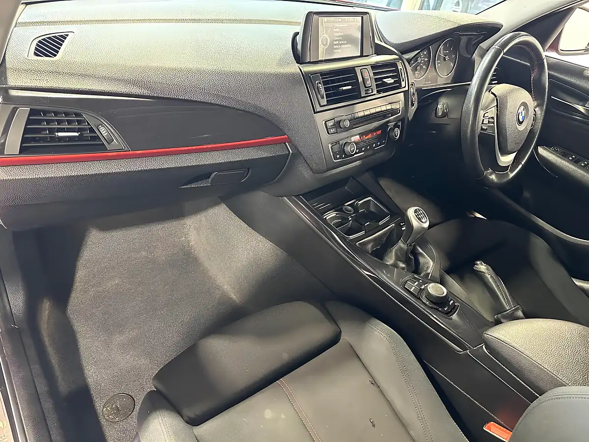 Used 2012 BMW 1 Series Sport Red - Interior and Exterior details 11