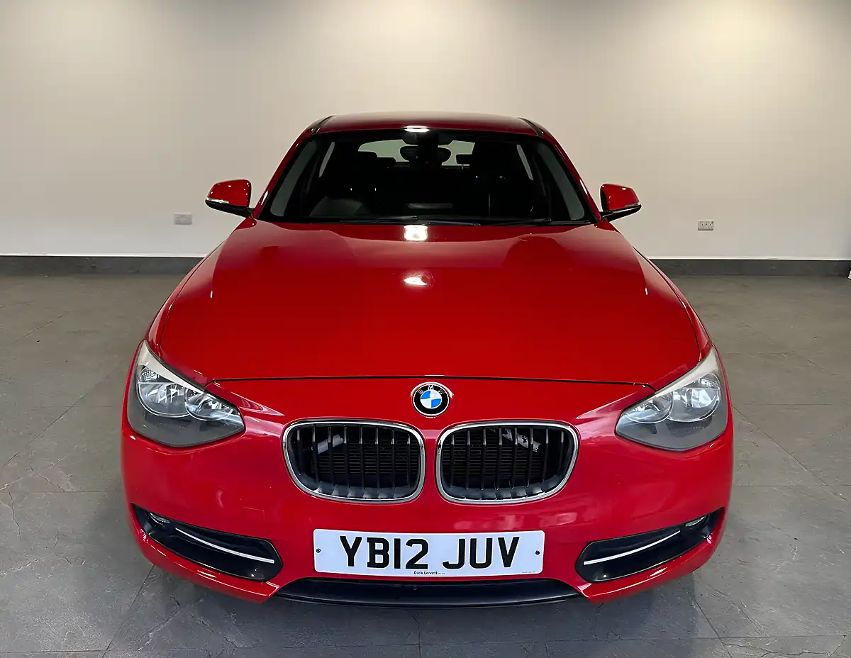 Used 2012 BMW 1 Series Sport Red - Interior and Exterior details 8