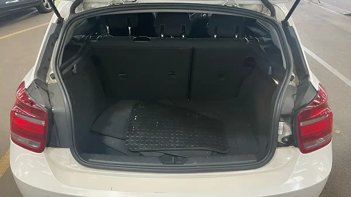Used 2012 BMW 1 Series Sport White - Interior and Exterior details 19