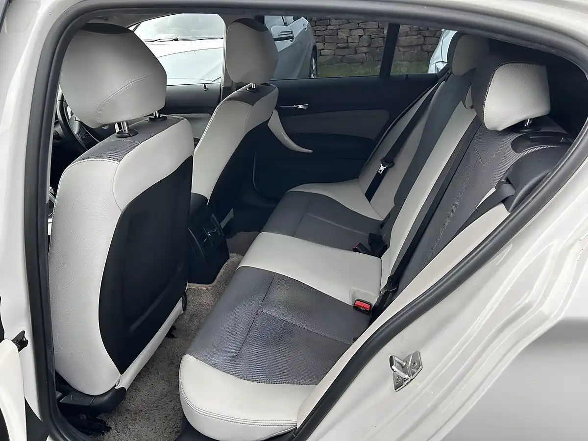 Used 2012 BMW 1 Series White - Interior and Exterior details 15
