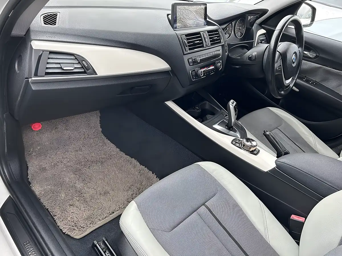 Used 2012 BMW 1 Series White - Interior and Exterior details 5