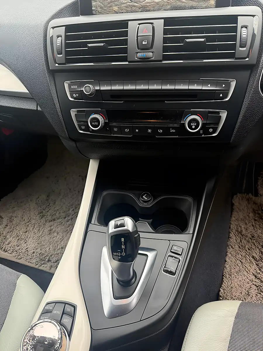 Used 2012 BMW 1 Series White - Interior and Exterior details 7