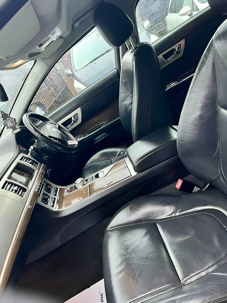 Used 2012 BMW 116I Se - Interior and Exterior details 6