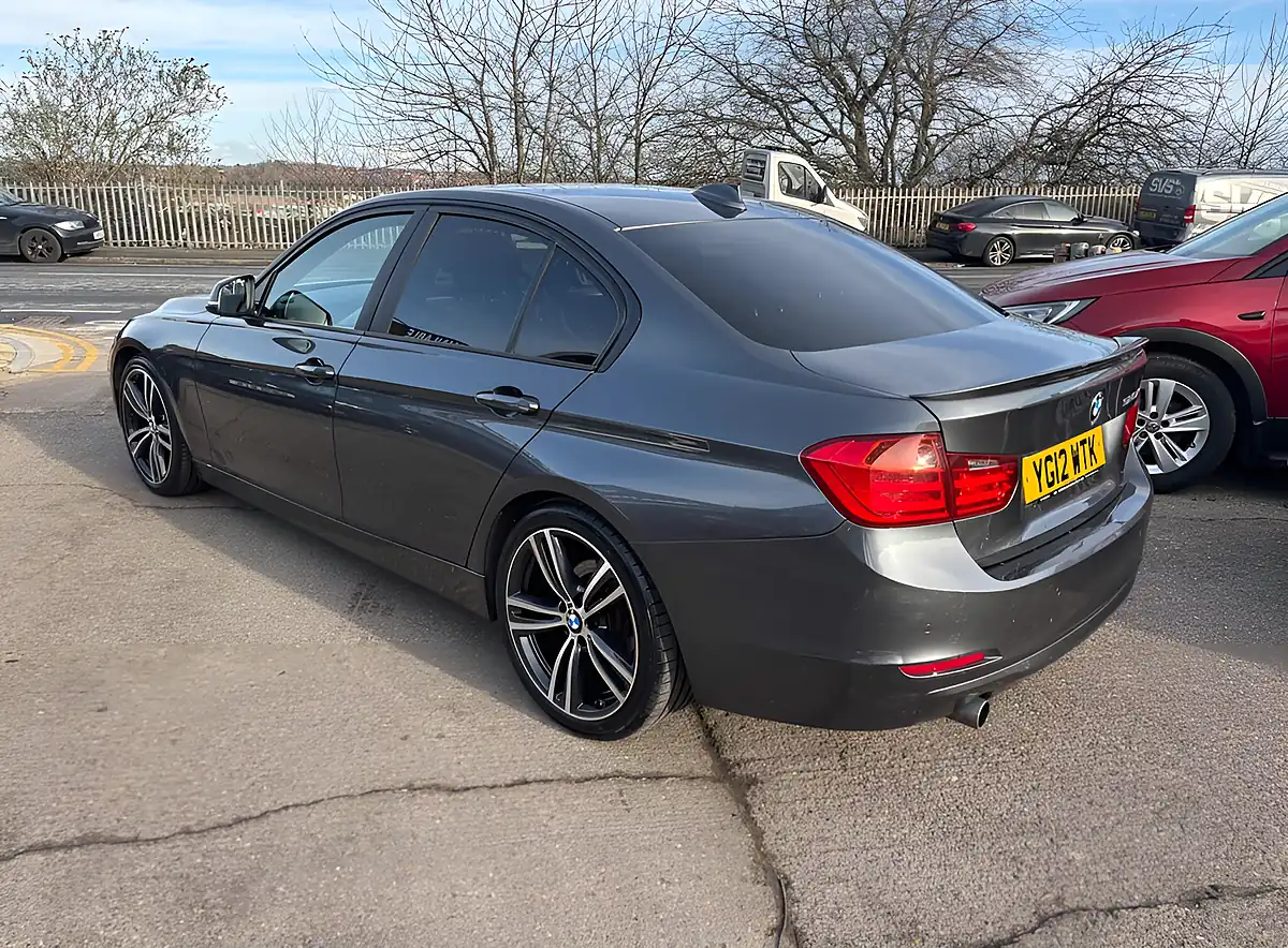 Used 2012 BMW 3 Series Efficientdynamics Grey - Interior and Exterior details 9