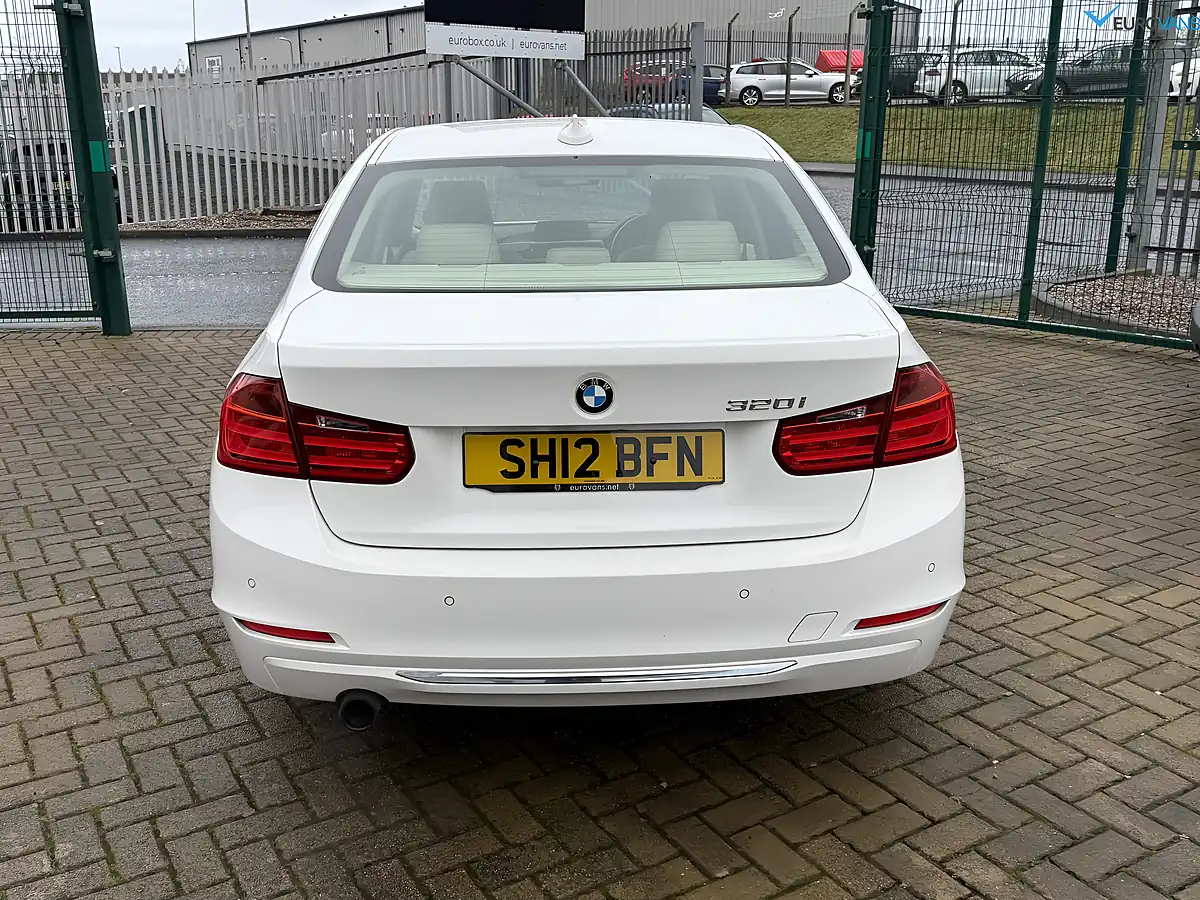 Used 2012 BMW 3 Series Luxury Saloon White - Interior and Exterior details 3