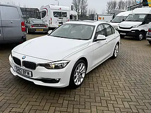 Used 2012 BMW 3 Series Luxury Saloon White - Interior and Exterior details 5