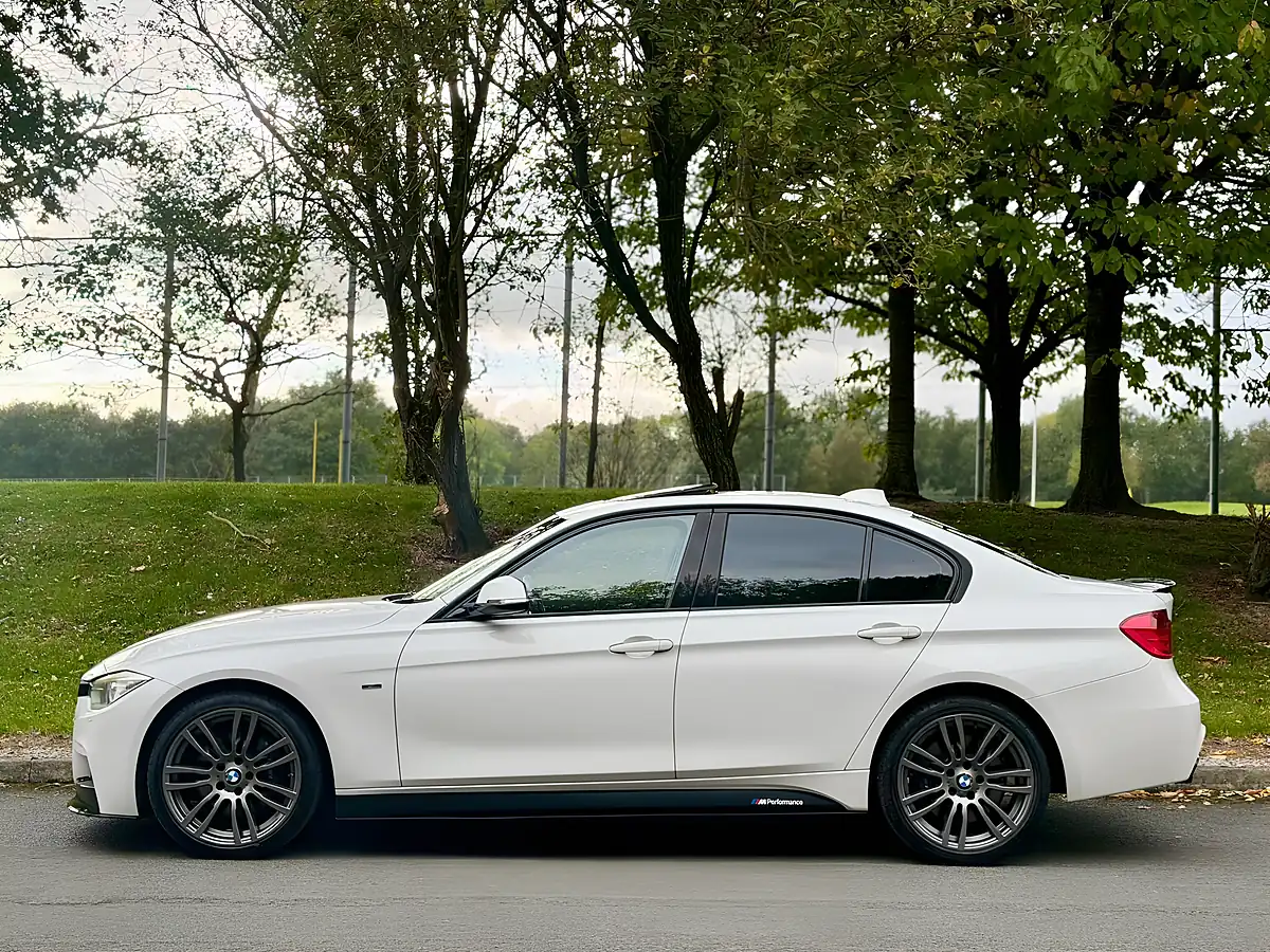 Used 2012 BMW 3 Series M Sport Alpine White - Interior and Exterior details 13