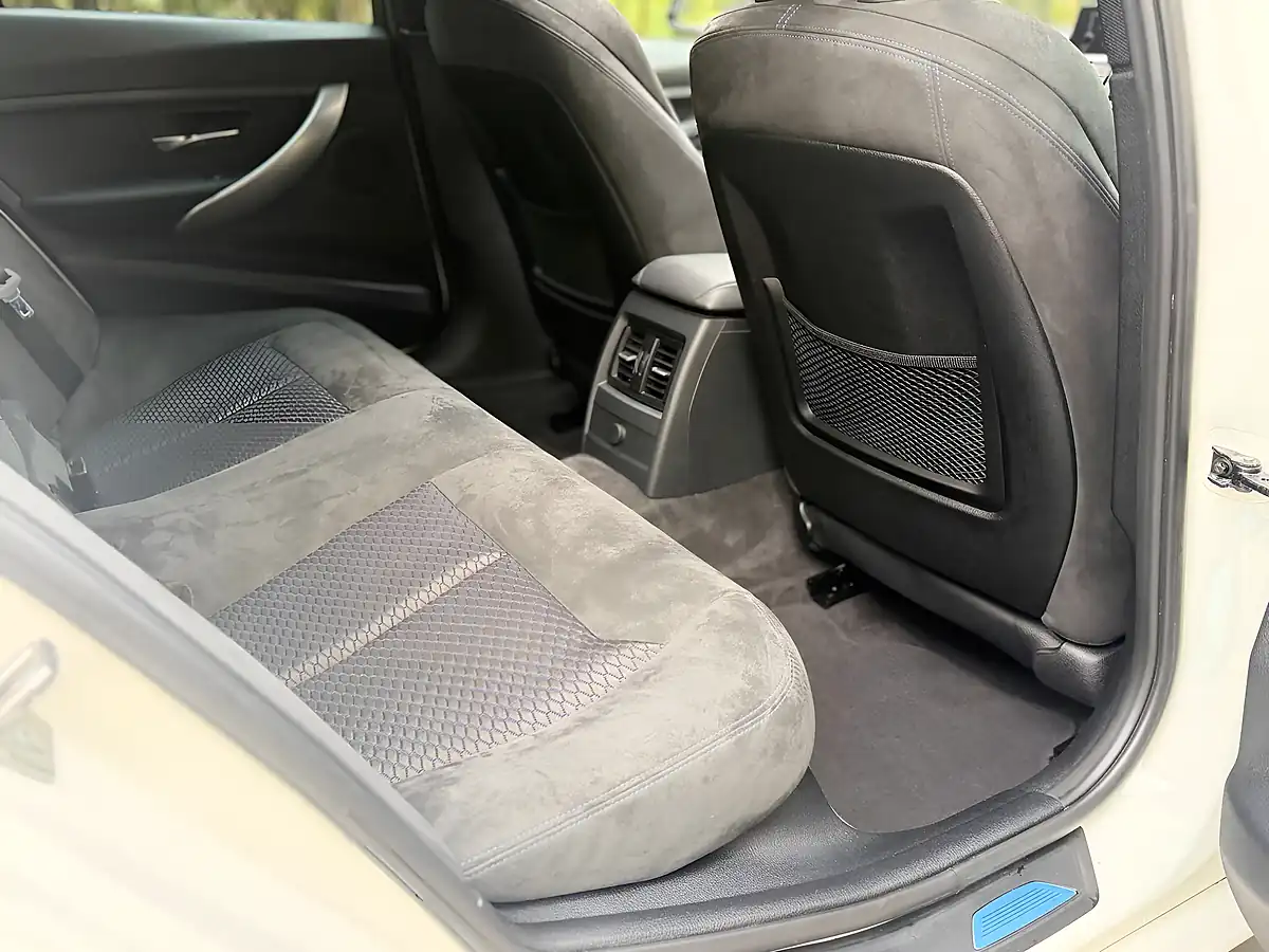 Used 2012 BMW 3 Series M Sport Alpine White - Interior and Exterior details 17