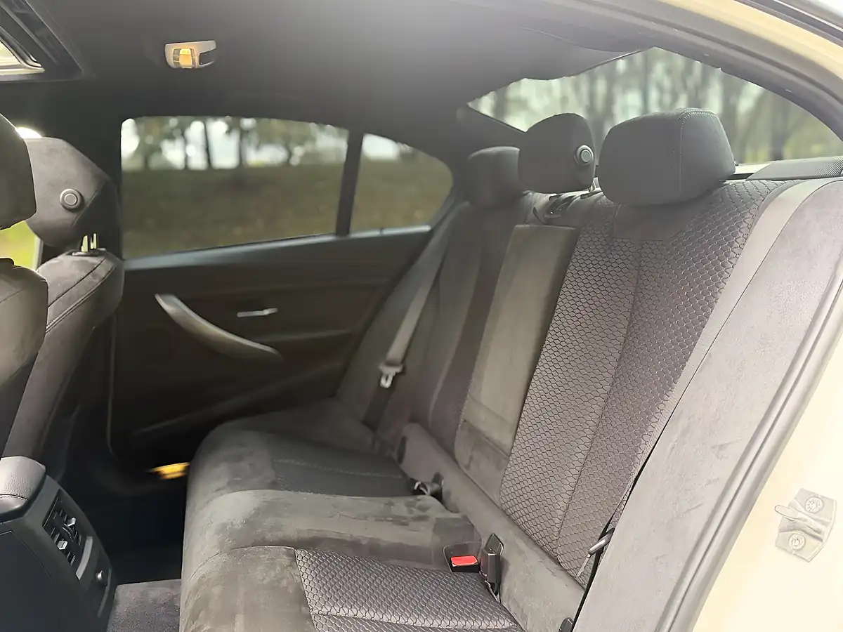 Used 2012 BMW 3 Series M Sport Alpine White - Interior and Exterior details 18