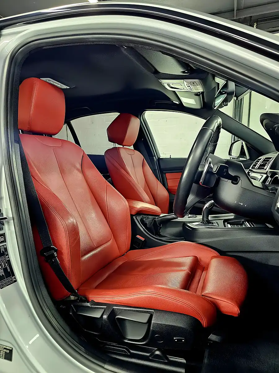 Used 2012 BMW 3 Series M Sport Glacier Silver - Interior and Exterior details 13