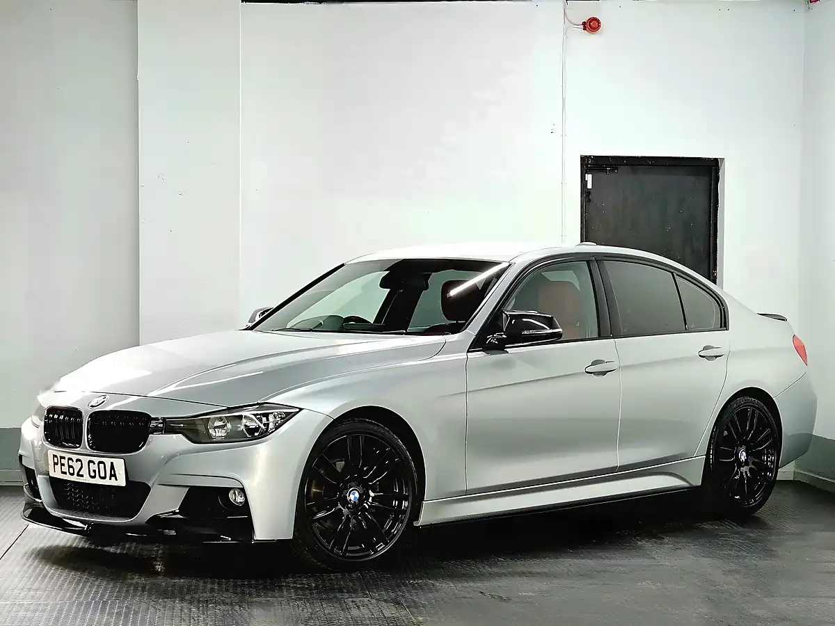 Used 2012 BMW 3 Series M Sport Glacier Silver - Interior and Exterior details 20