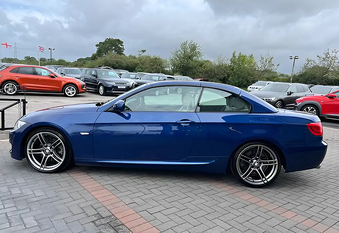 Used 2012 BMW 3 Series M Sport Le Mans Blue - Interior and Exterior details 9