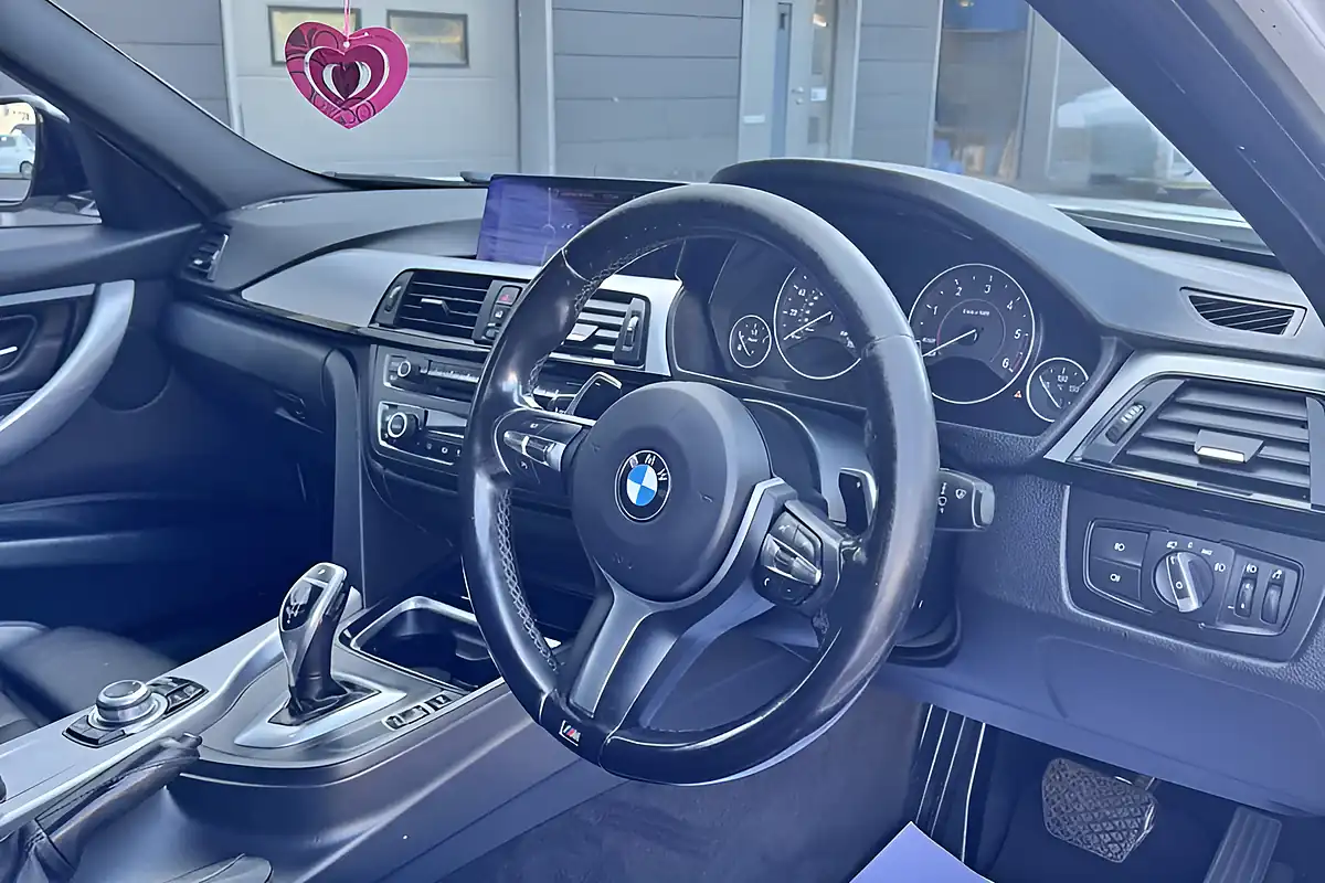 Used 2012 BMW 3 Series M Sport White - Interior and Exterior details 10
