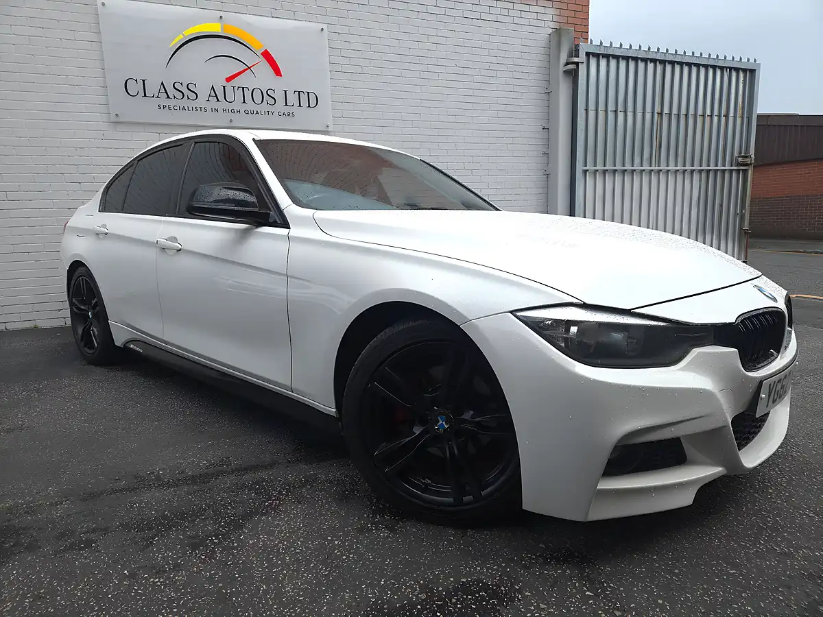 Used 2012 BMW 3 Series M Sport White - Front View