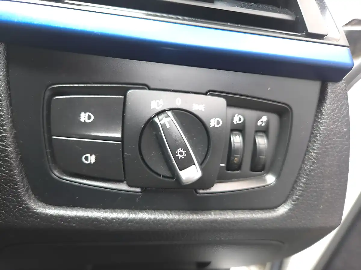 Used 2012 BMW 3 Series M Sport White - Interior and Exterior details 17