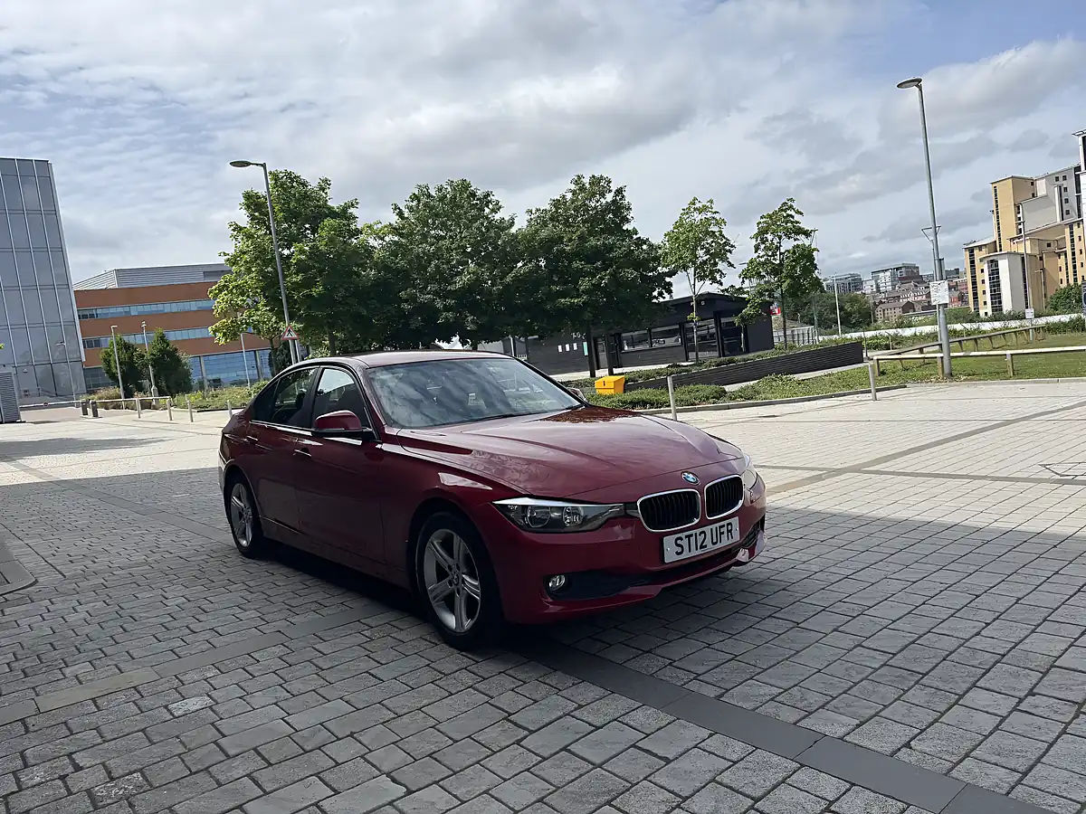 Used 2012 BMW 3 Series Se Red - Interior and Exterior details 11