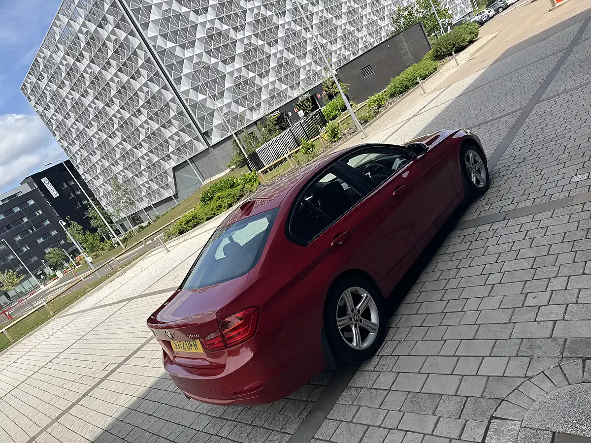 Used 2012 BMW 3 Series Se Red - Interior and Exterior details 14