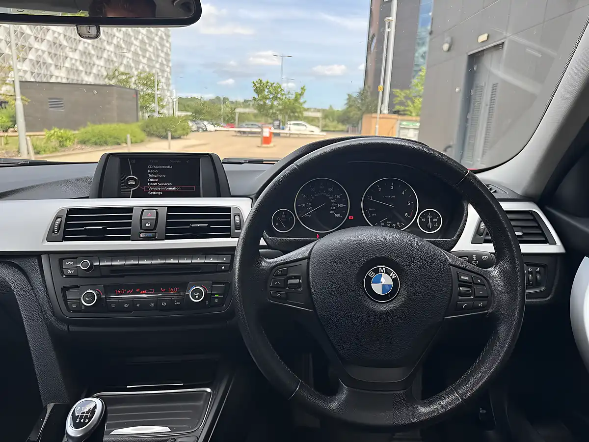 Used 2012 BMW 3 Series Se Red - Interior and Exterior details 15